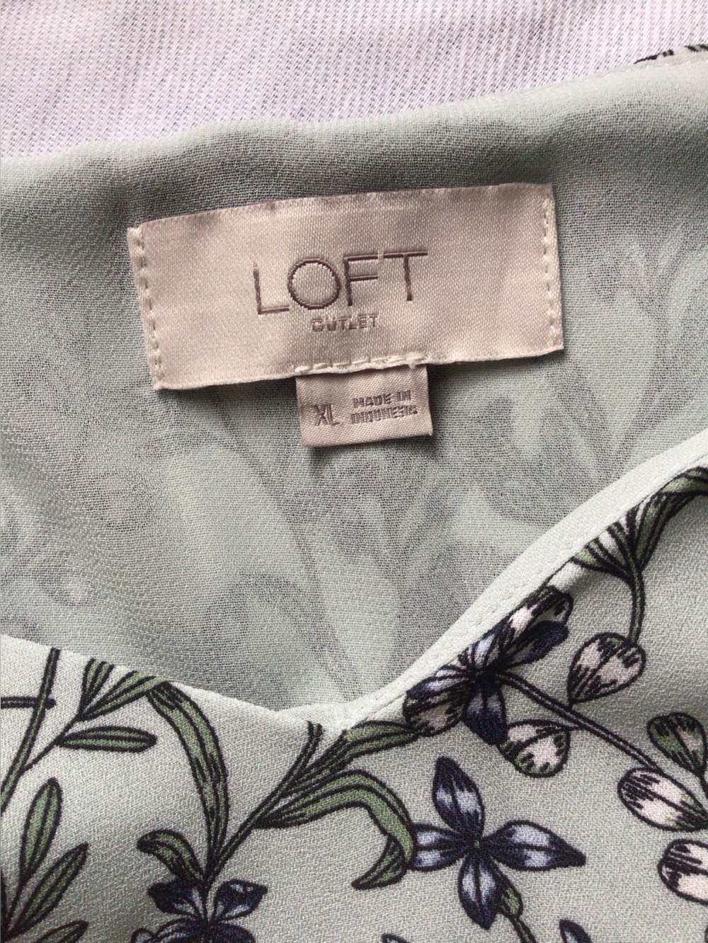 LOFT Mint Green Floral Tank Top - Picture 3 of 5